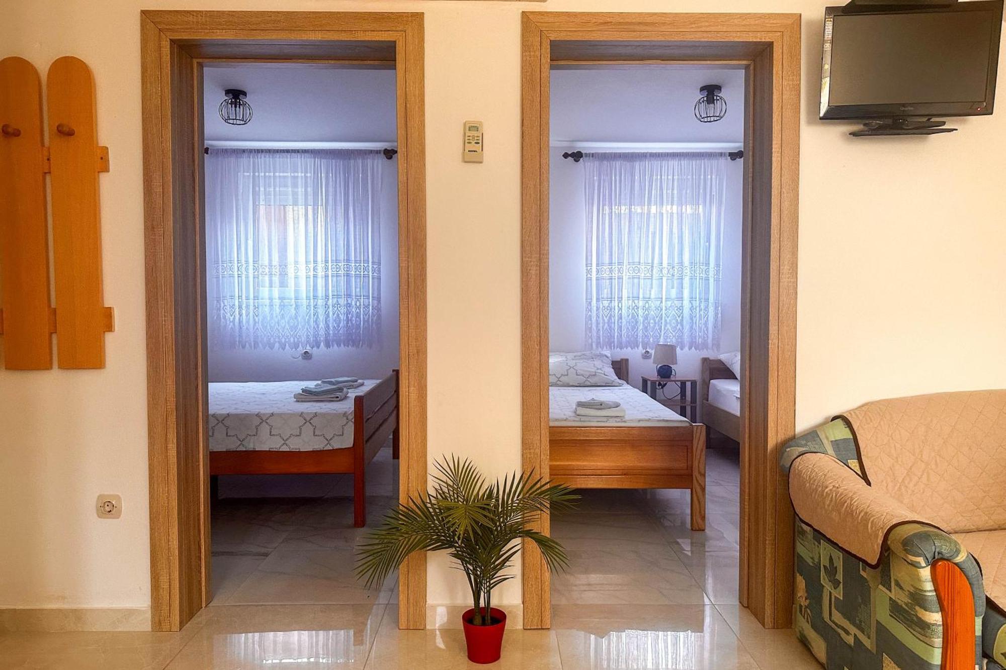 Apartmani Trupeljak Mandre Habitación foto