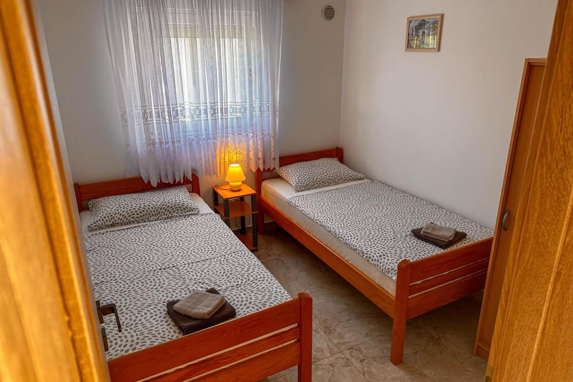 Apartmani Trupeljak Mandre Habitación foto
