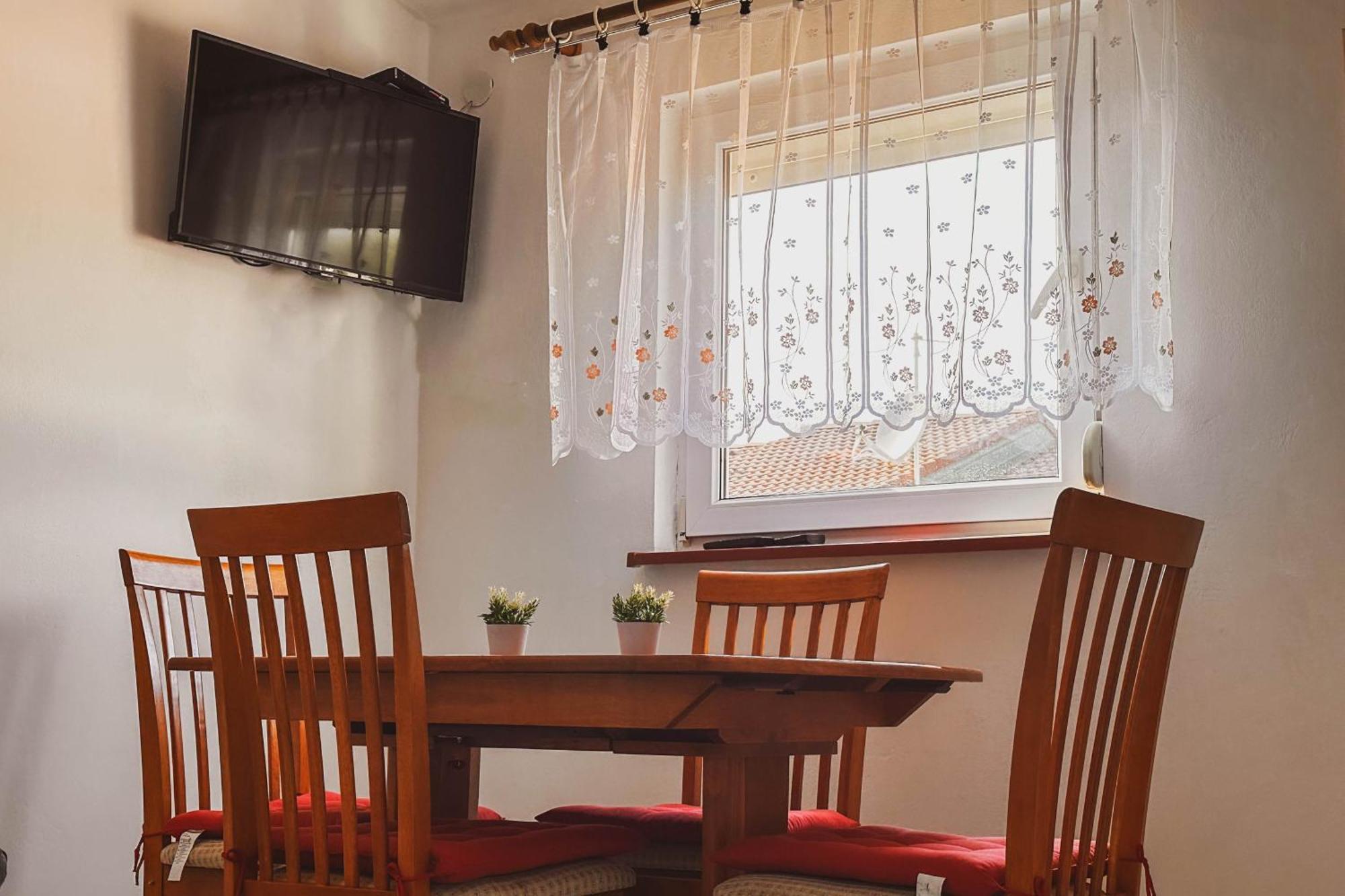 Apartmani Trupeljak Mandre Habitación foto